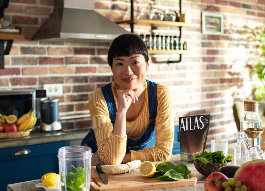 Atlas+ Superblend Latte in a morning routine
